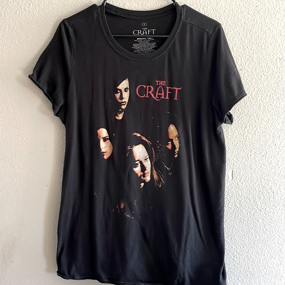 Hot Topic The Craft (1996) t-shirt
